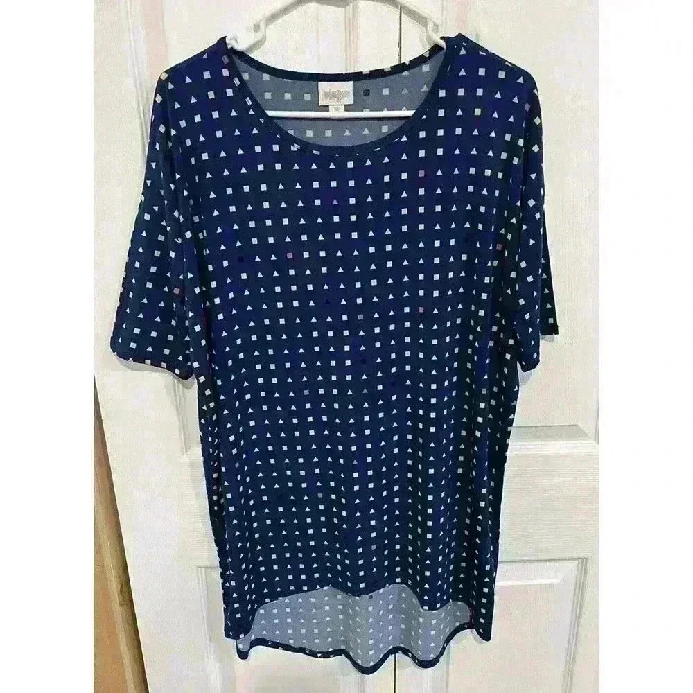 LuLaRoe Irma Tunic Top Sz XS Geometric Print